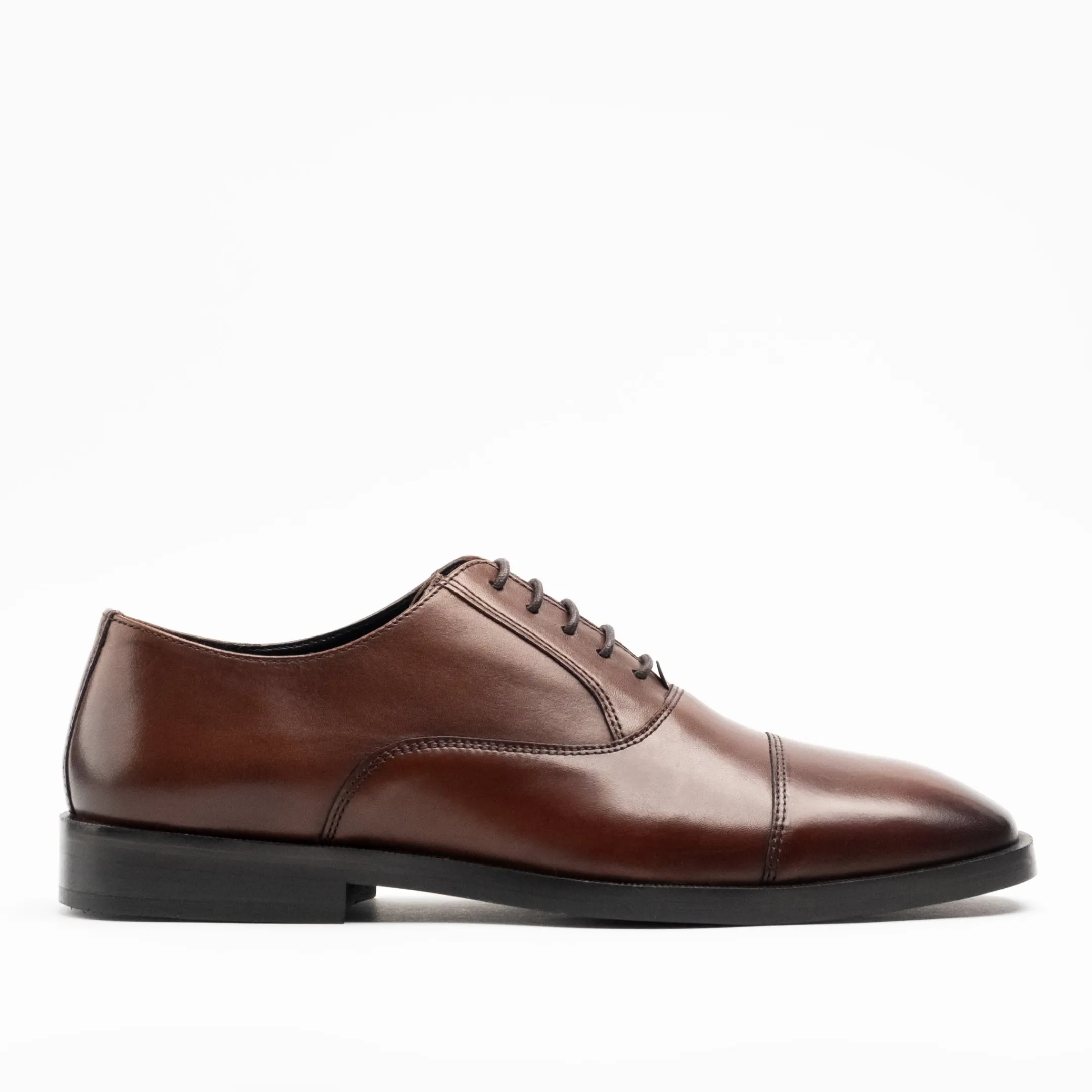 Store Walk London Alex Oxford Toe Cap Shoe