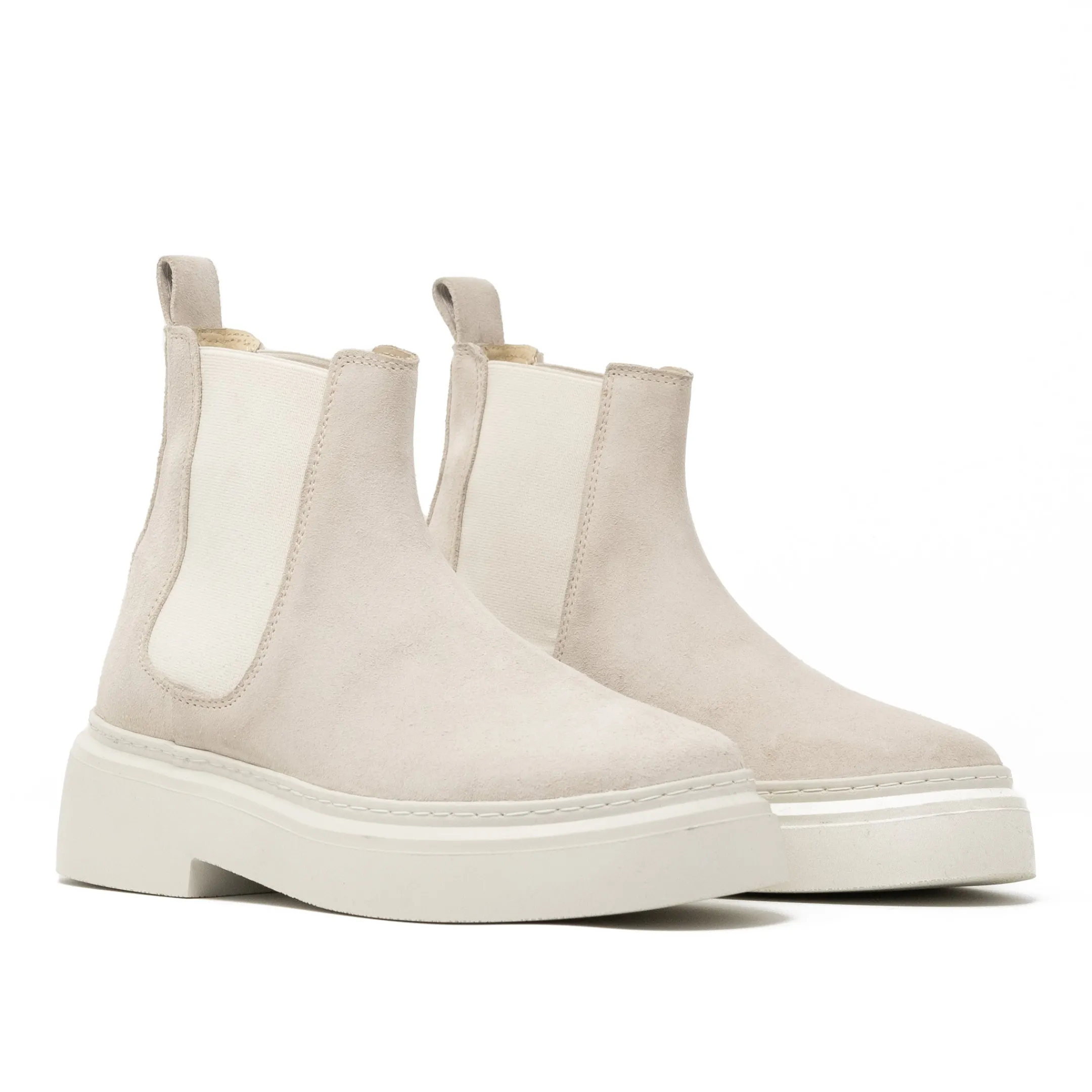 Store Walk London Club Chelsea Boot Off White