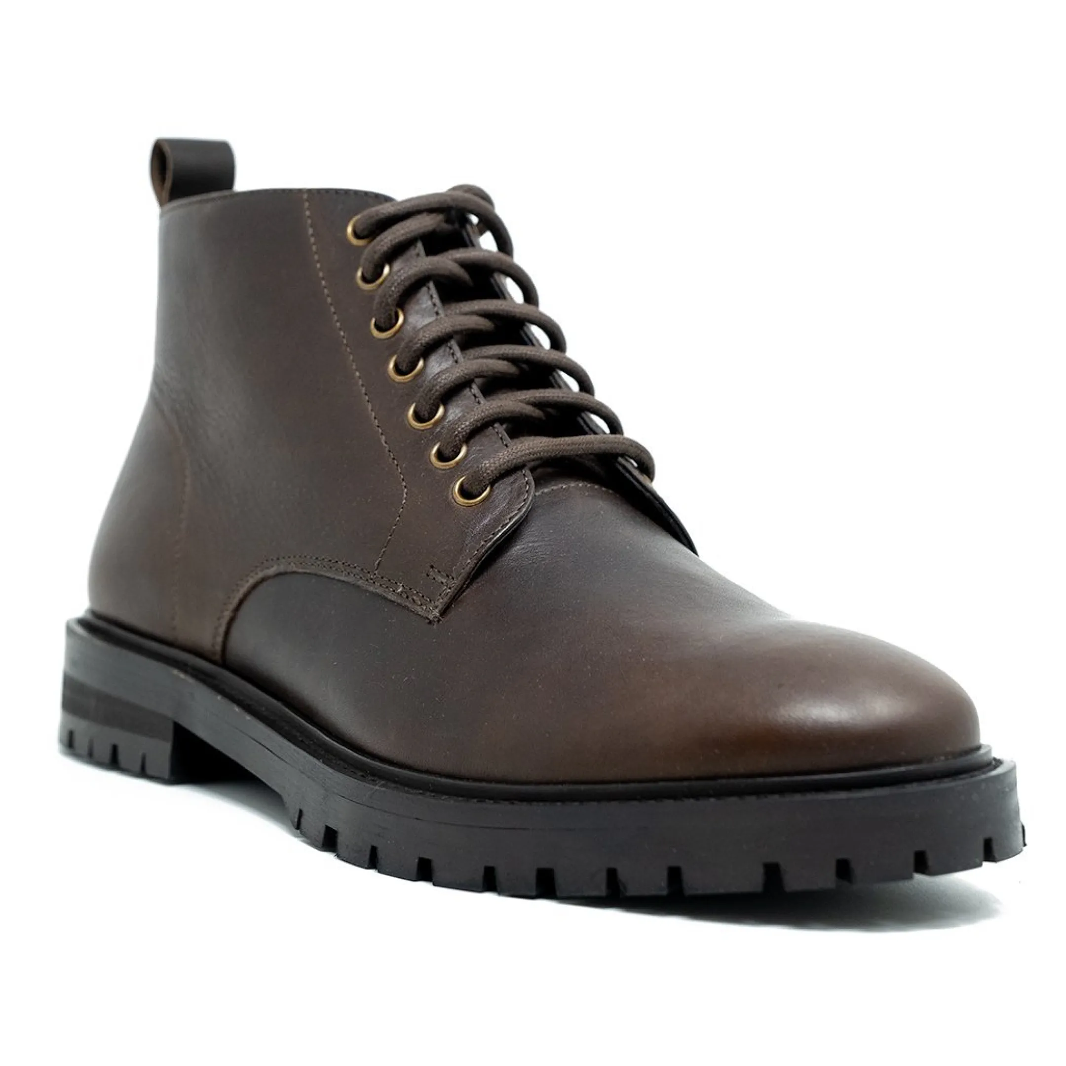 Shop Walk London James Chukka Boot Brown