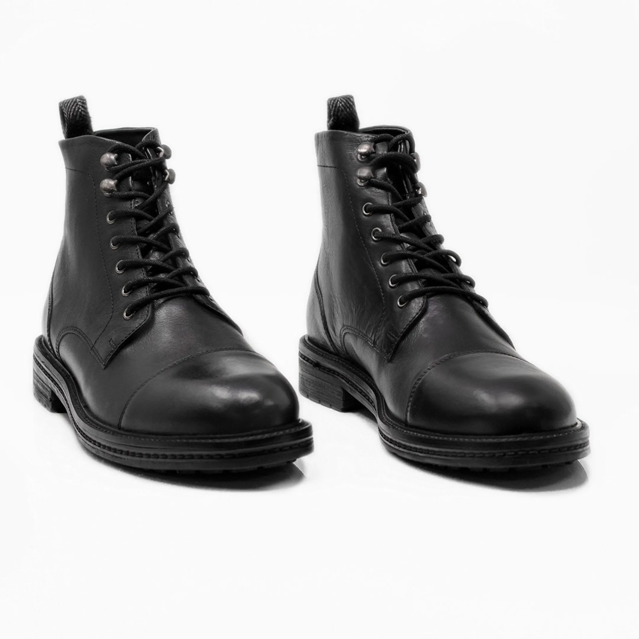 Shop Walk London Wolf Toe Cap Boot Black Leather